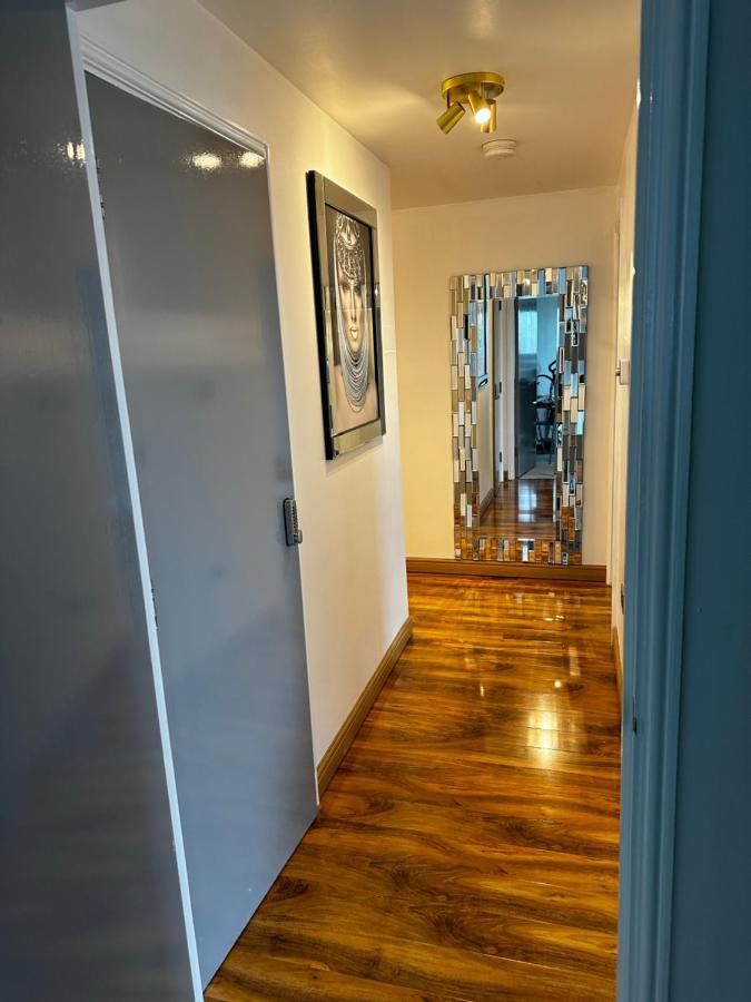 Two Bed Apartment With Balcony Slough,Windsor,Legoland 外观 照片